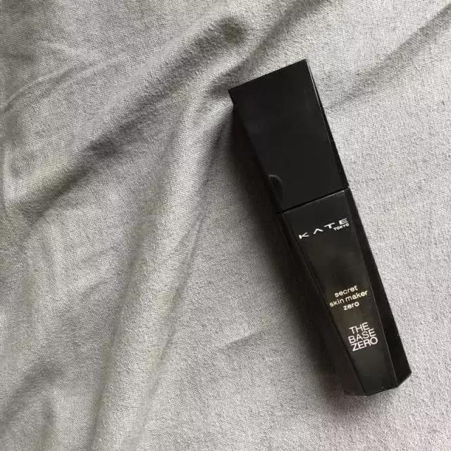 混油皮粉底选雅诗兰黛还是兰蔻,雅诗兰黛粉底液黄干皮怎么选择