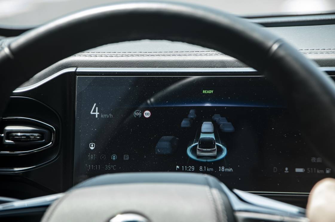 蔚来es8深度免费体验者,蔚来es8官方2023升级方案体验