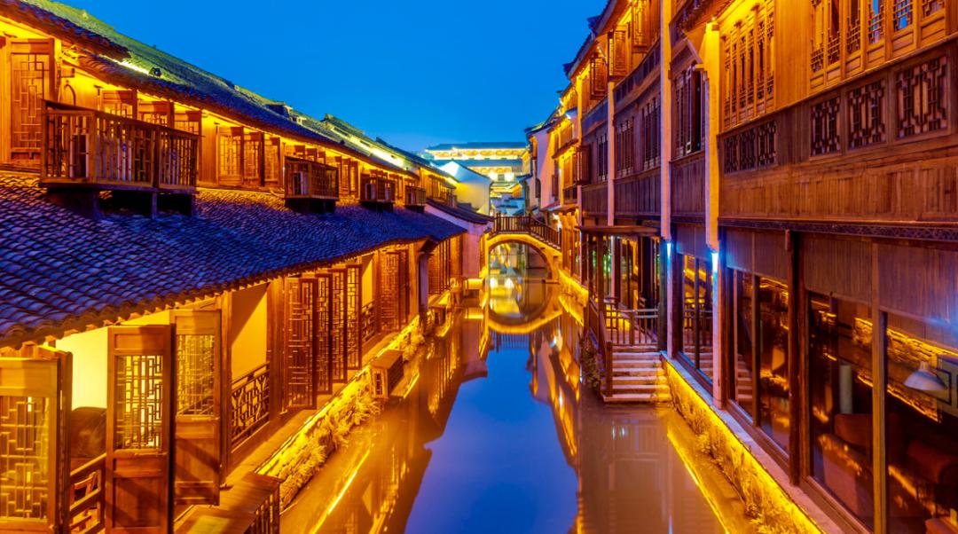 最后的枕水人家视频,最后的水乡古镇