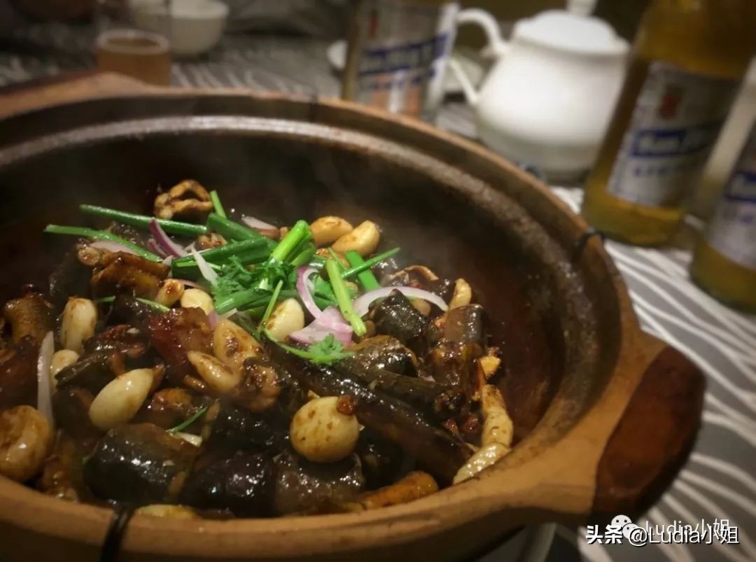 广州：越秀公园旁边“一煲成名”的黄鳝专门店