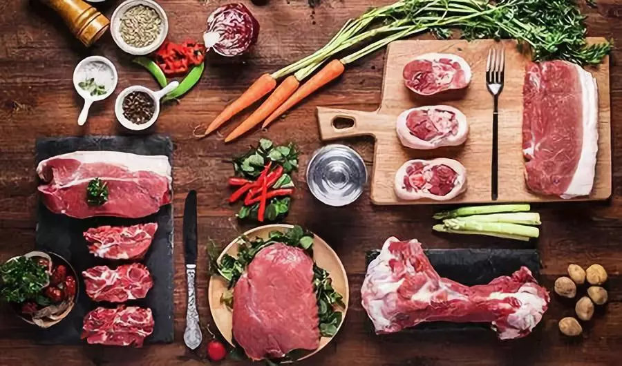 有钱的大佬千篇一律，有趣的丁磊万里挑一｜艾问人物