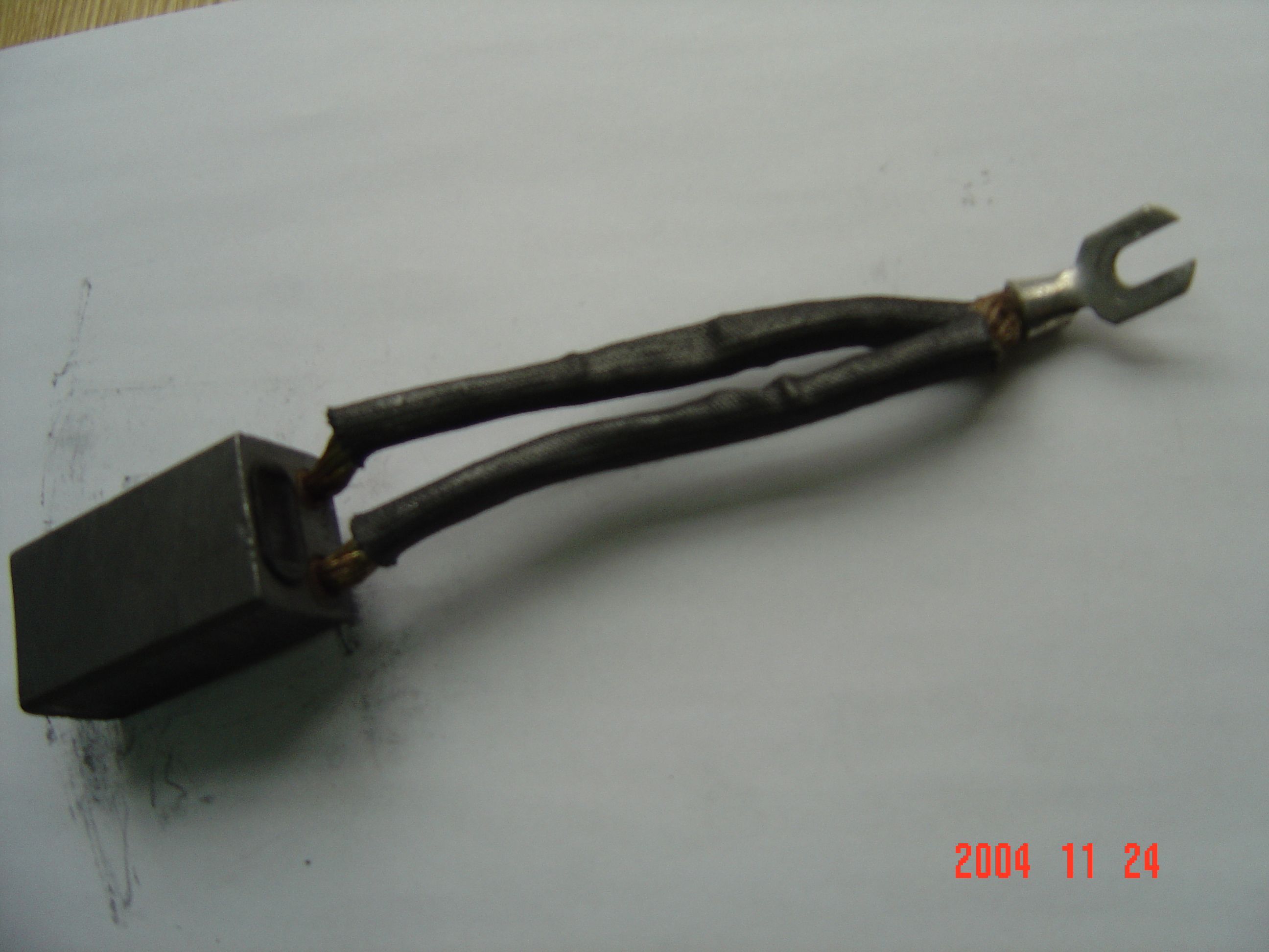 发电机集电环碳刷发烫的原因,发电机碳刷冒火分析与处理