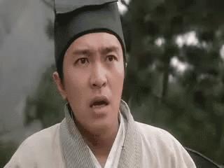 t恤领口变形怎么穿,t恤领口变成波浪形真尴尬