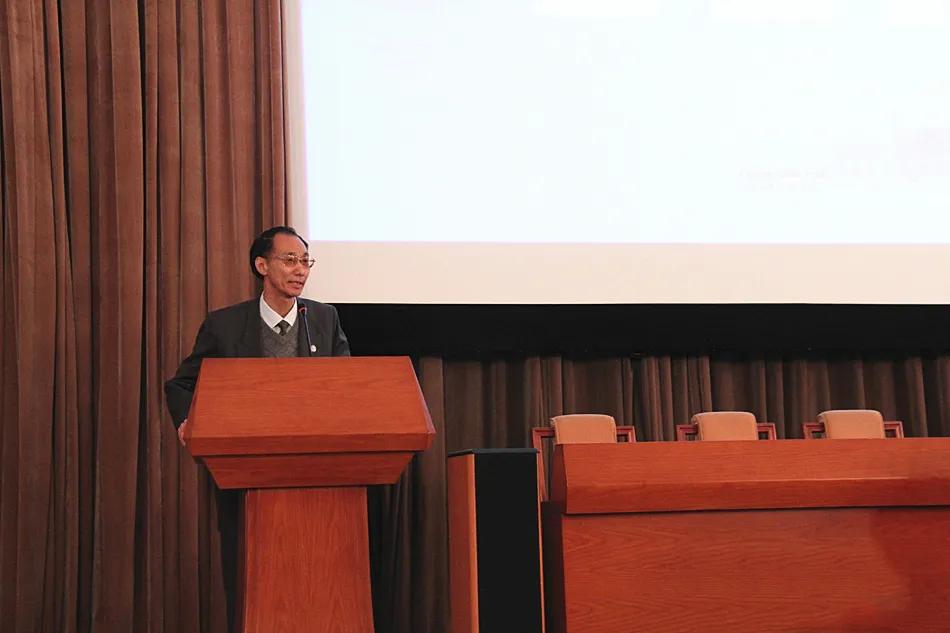 梅花香自苦寒来——外交官教你学外语