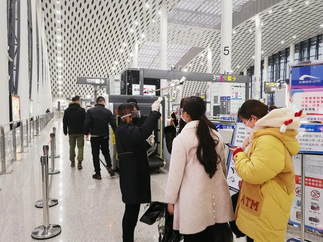 感受成都地铁带来的快乐,爱上成都的理由