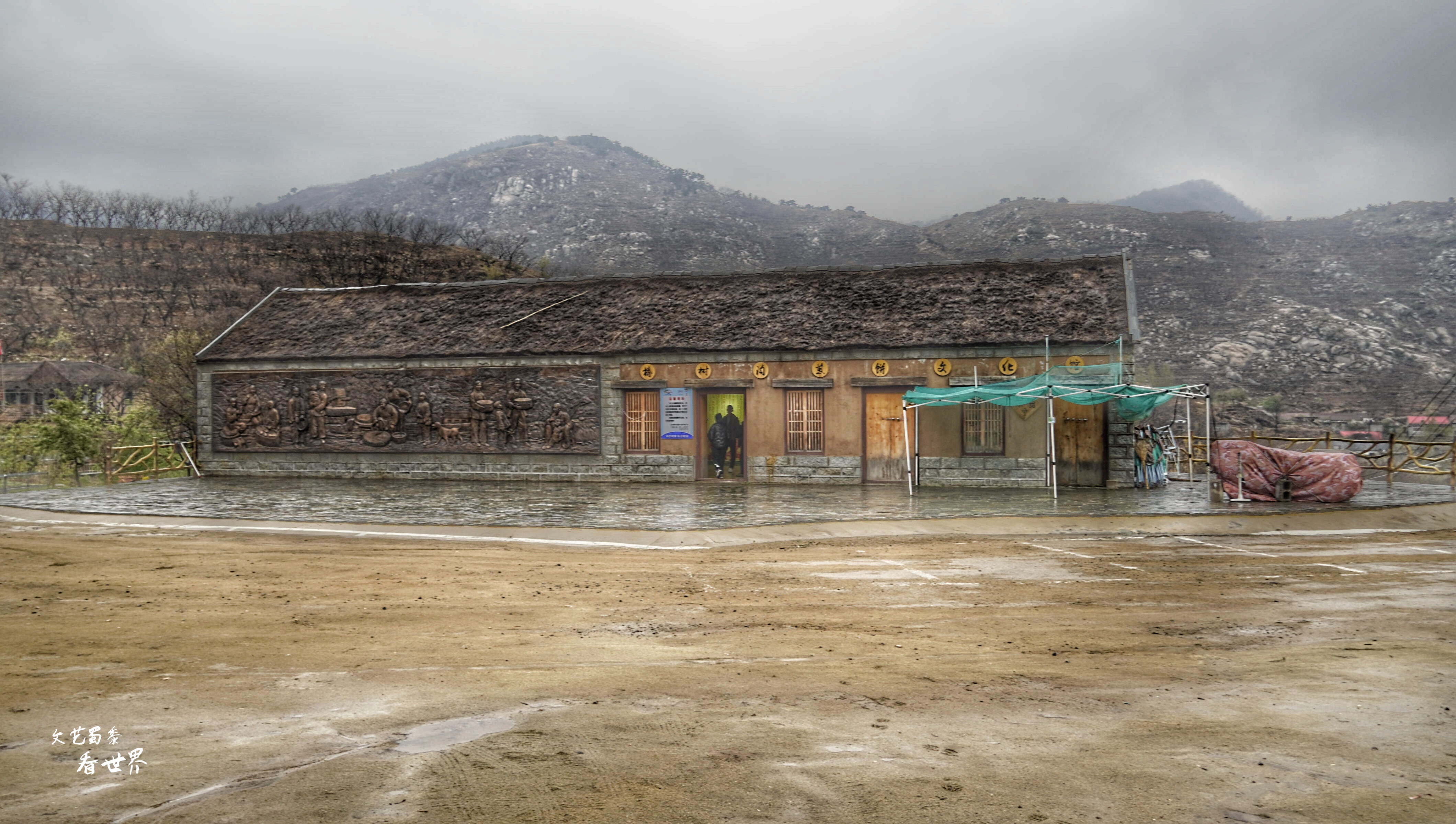 因《舌尖上的中国》而为人所知，刚刚的四月飞雪又让它美成了仙境