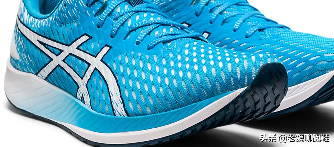 亚瑟士碳板跑鞋推荐前十名,亚瑟士耐克碳板跑鞋对比