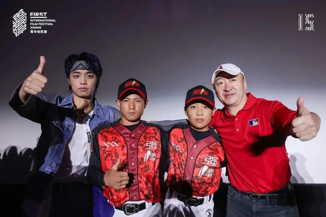 mlb中国区总裁祁冬,mlb采访接球