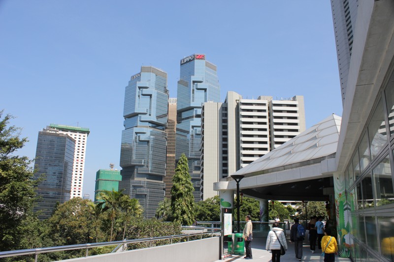 石屎森林中的一块翡翠——香港公园