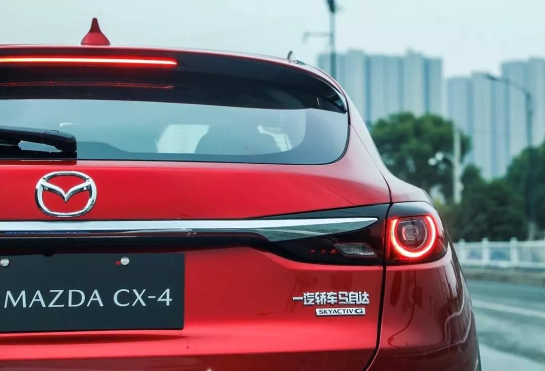 马自达试驾视频2020cx-4,马自达cx-4新款优点与缺点