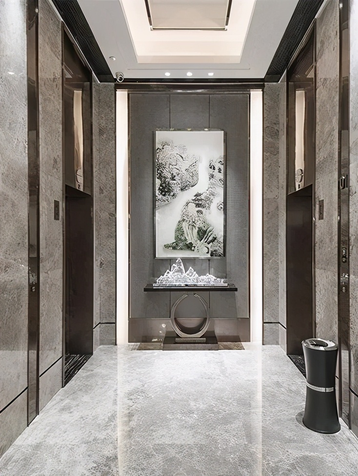 不锈钢门套装饰效果,简约现代装修不锈钢门套