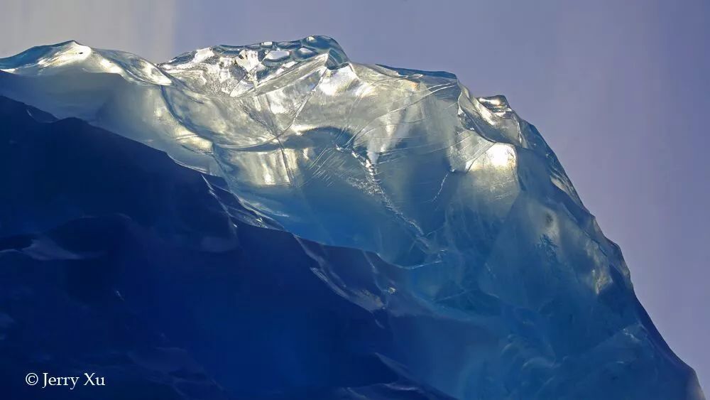 格陵兰的东海岸居然那么绚丽多彩，难怪特朗普想要买下来