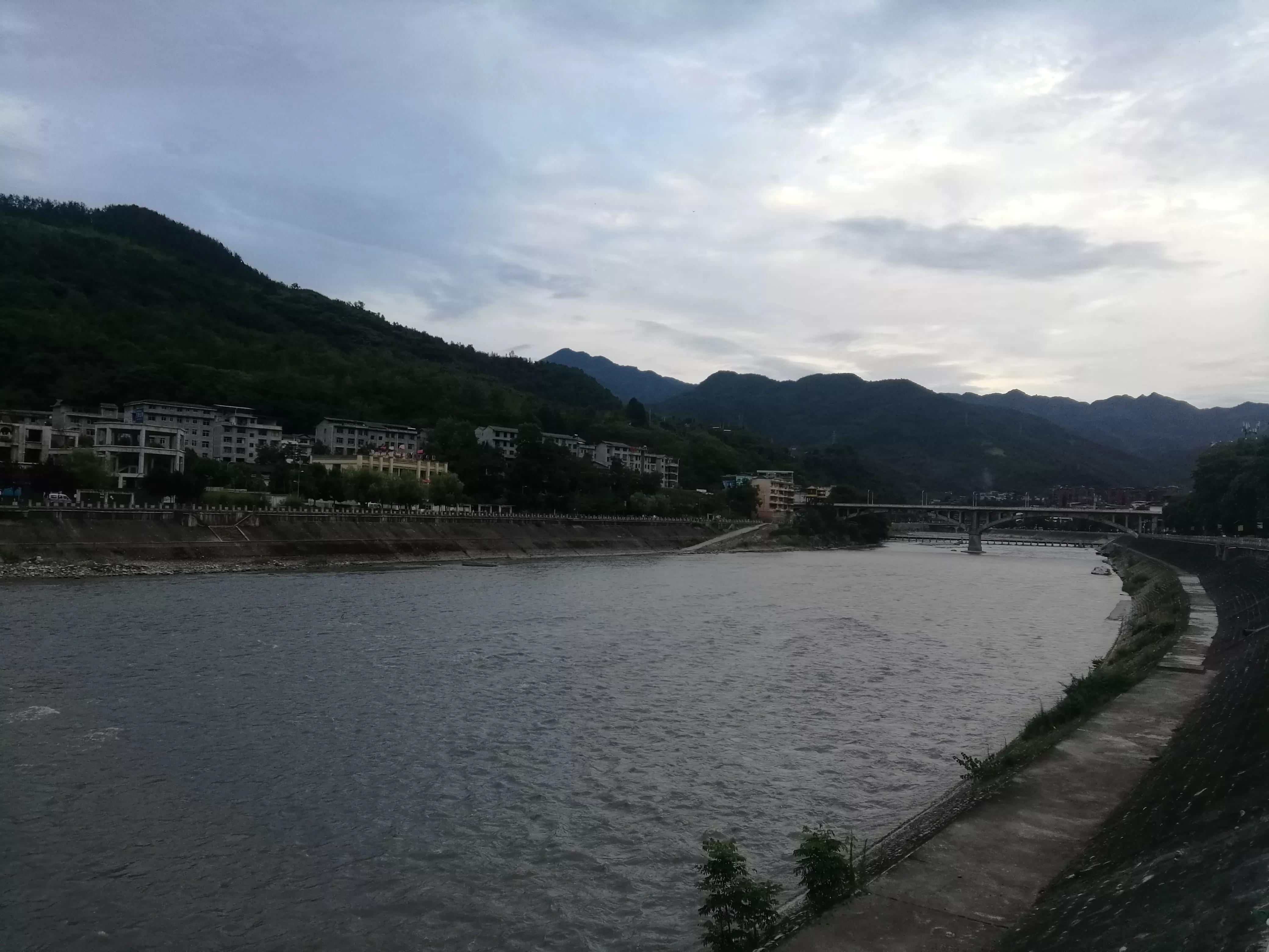 千山万水旅行,千山万水自驾游视频