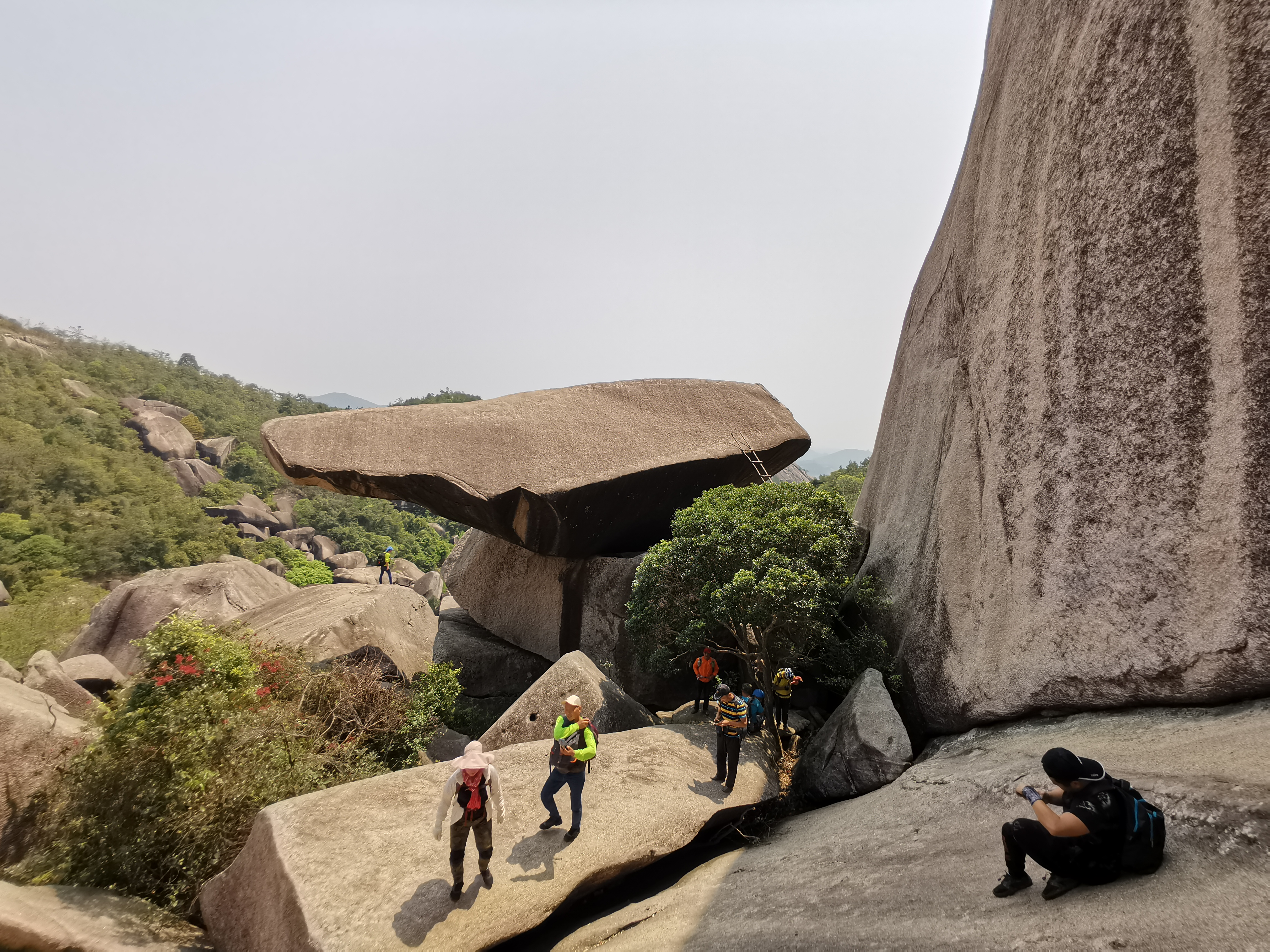 乌山三石连登快乐之旅星期六登山队
