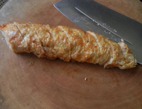 煎腐皮肉卷的家常做法,市场做的腐皮肉卷的做法