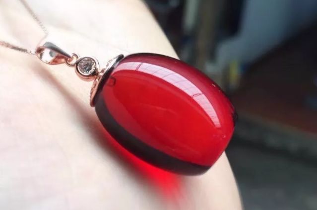 蜜蜡琥珀有多少是真的,所有蜜蜡琥珀血珀