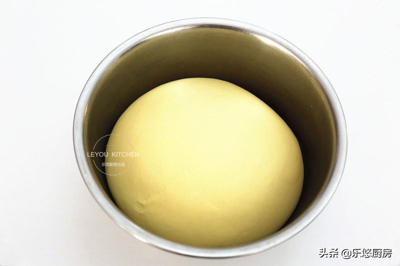 酥脆的麻花怎么和面做,和麻花一样的面包