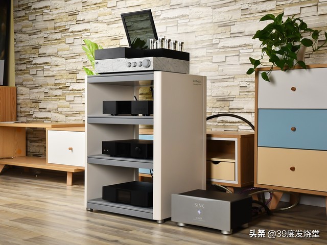 森海塞尔和奥菲斯耳机哪个好,森海塞尔耳机一代和二代外观区别