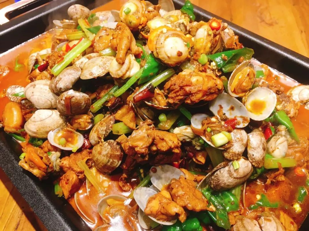 麻辣龙利鱼豆腐虾,虾滑龙利鱼番茄