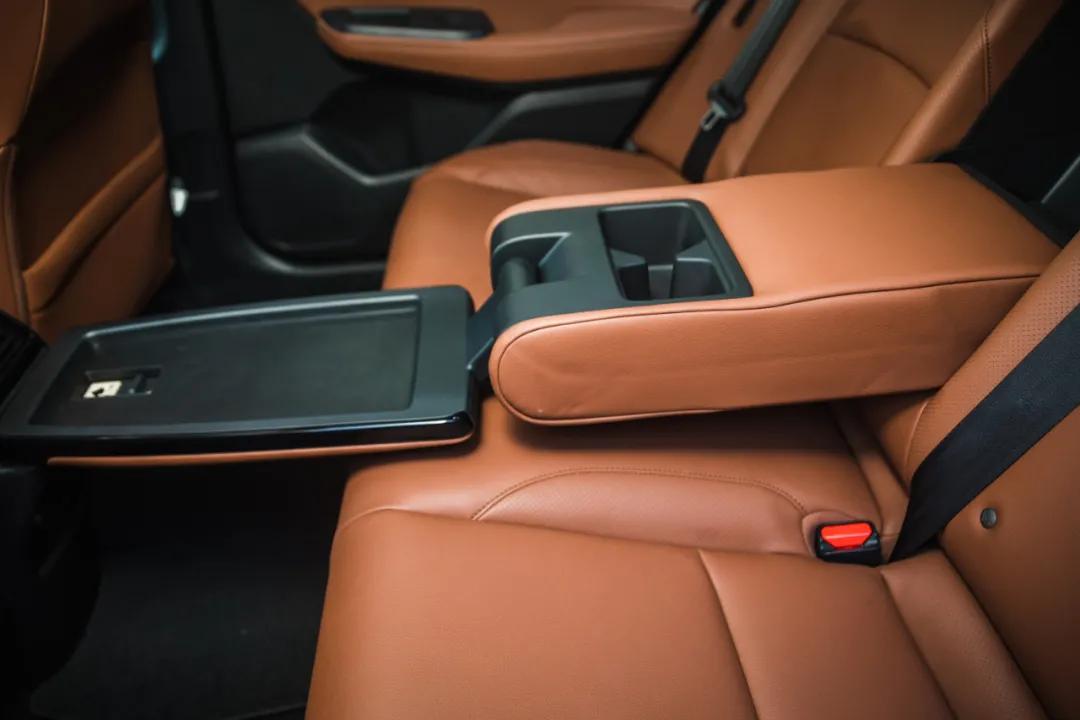 本田享域与卡罗拉哪个更值得买,卡罗拉混动与享域混动哪个好