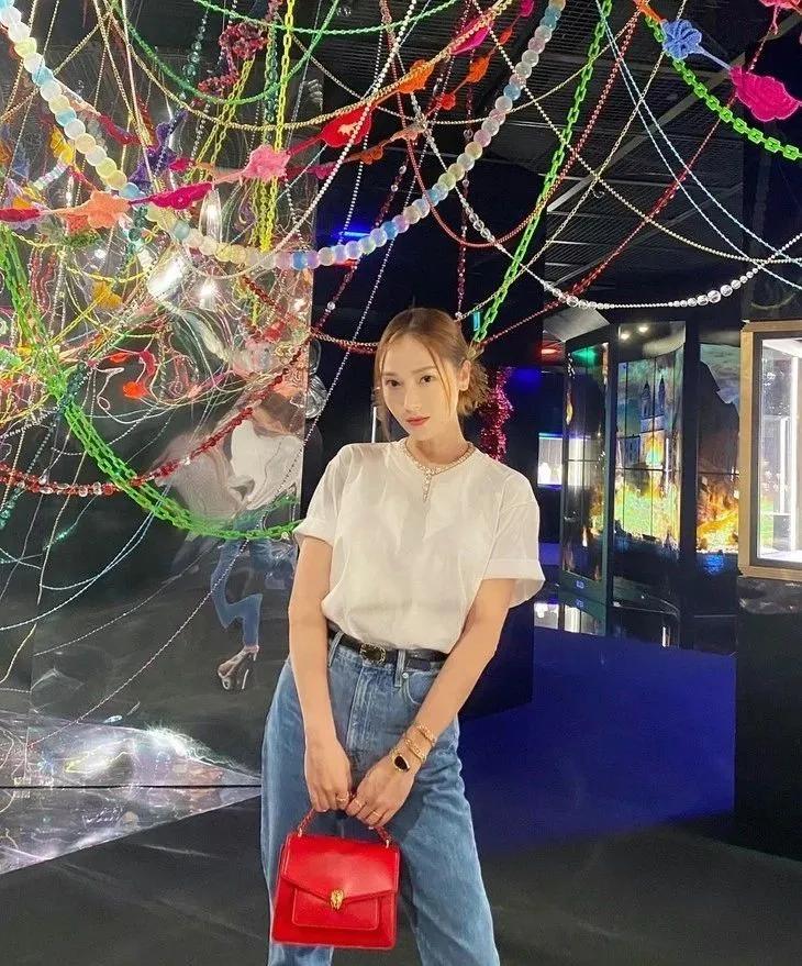 在北京偶遇杨幂,偶遇杨幂三里屯被搭讪