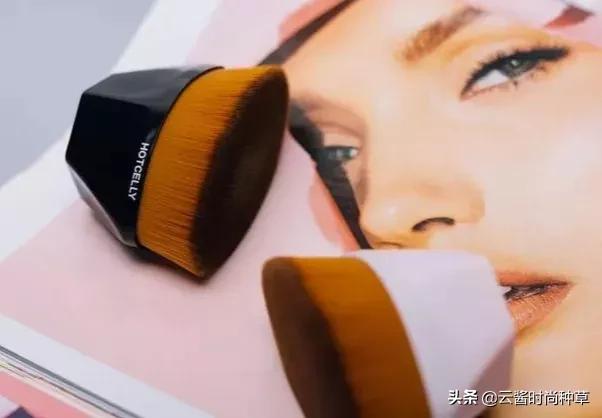 裸妆粉底刷推荐,好用无痕粉底刷推荐测评