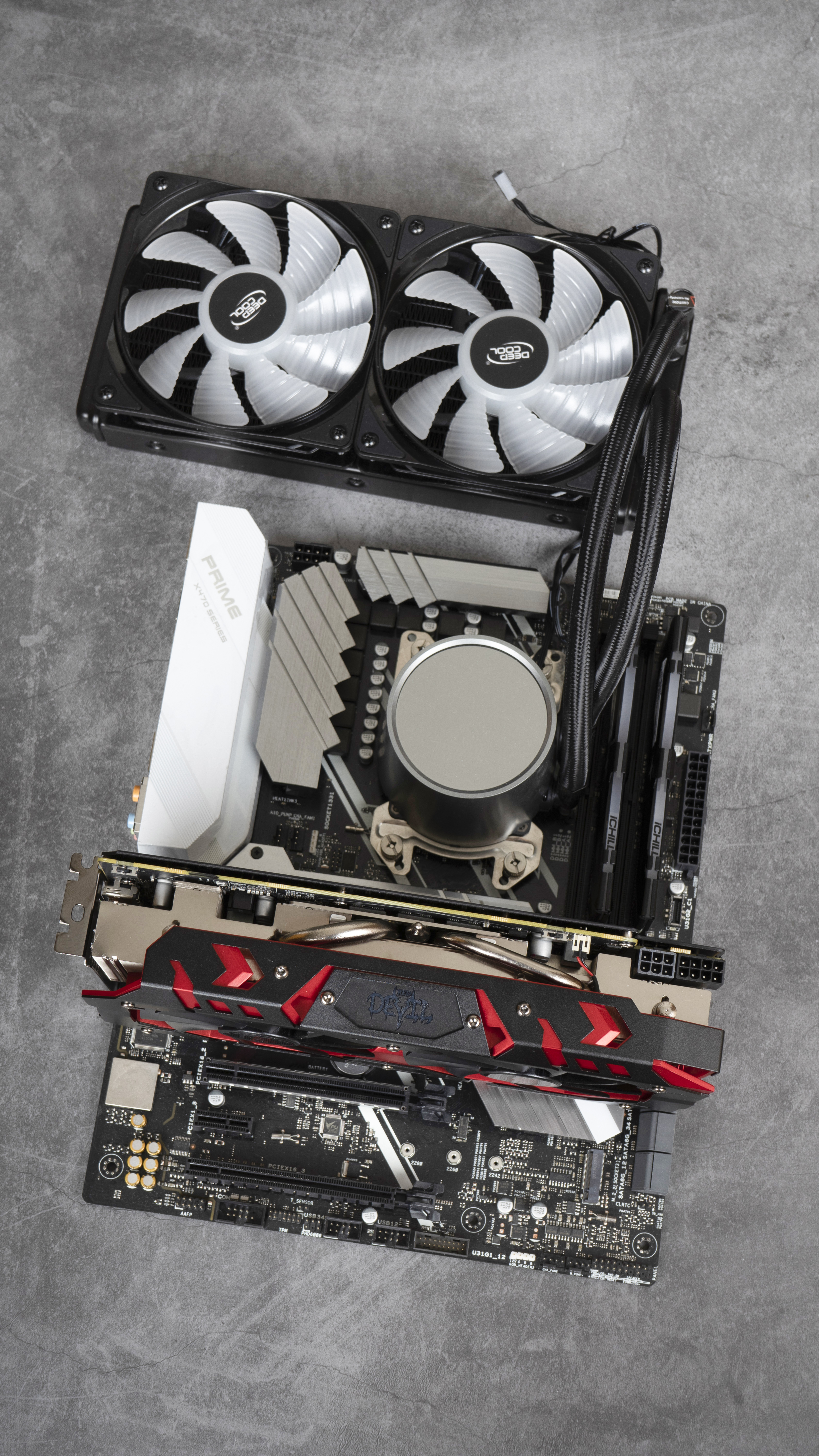 迪兰rx5908g显卡测评,rx590迪兰恶魔和蓝宝石超白金