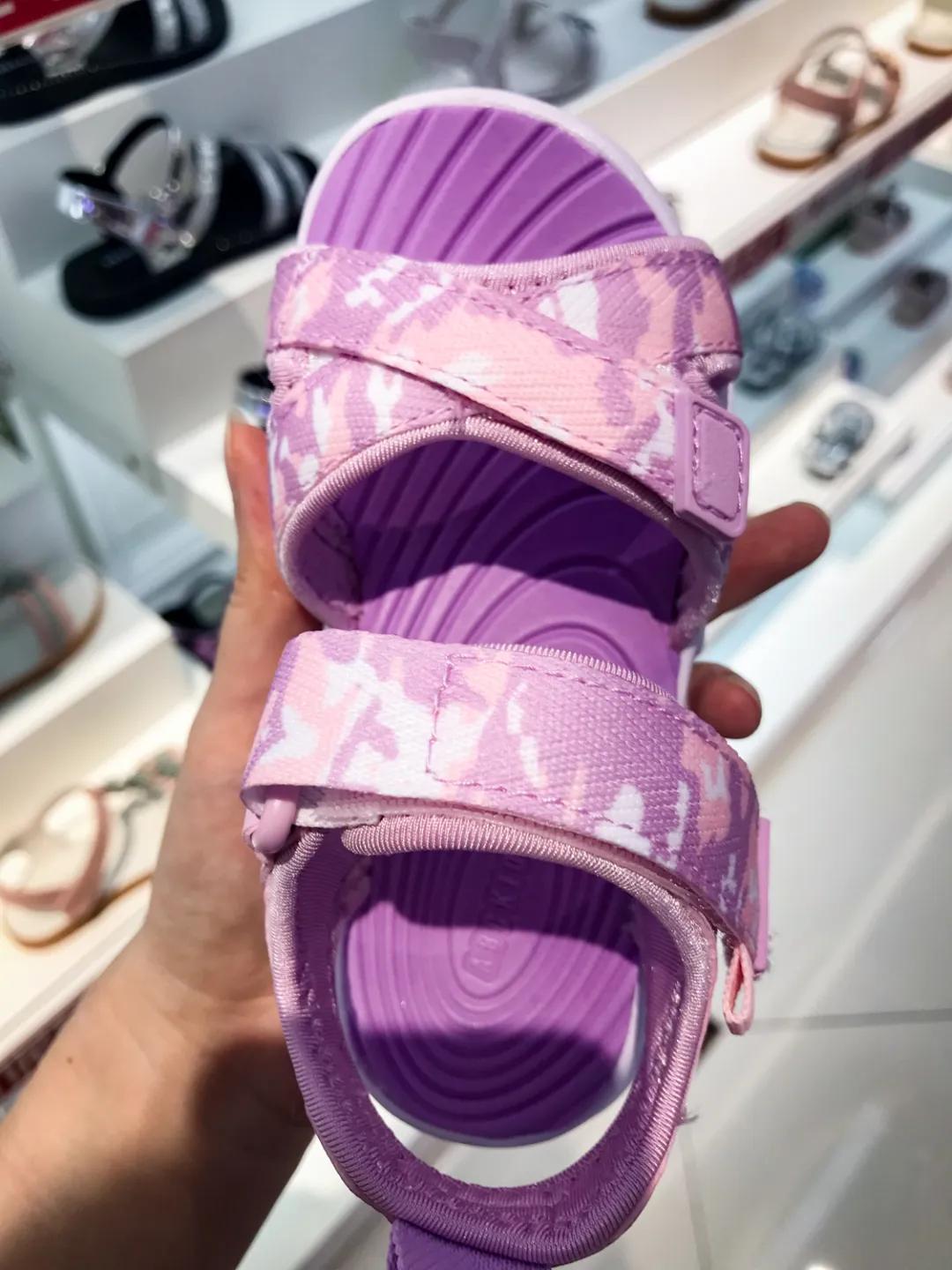 儿童穿哪种凉鞋比较好测评,关爱宝宝从脚开始