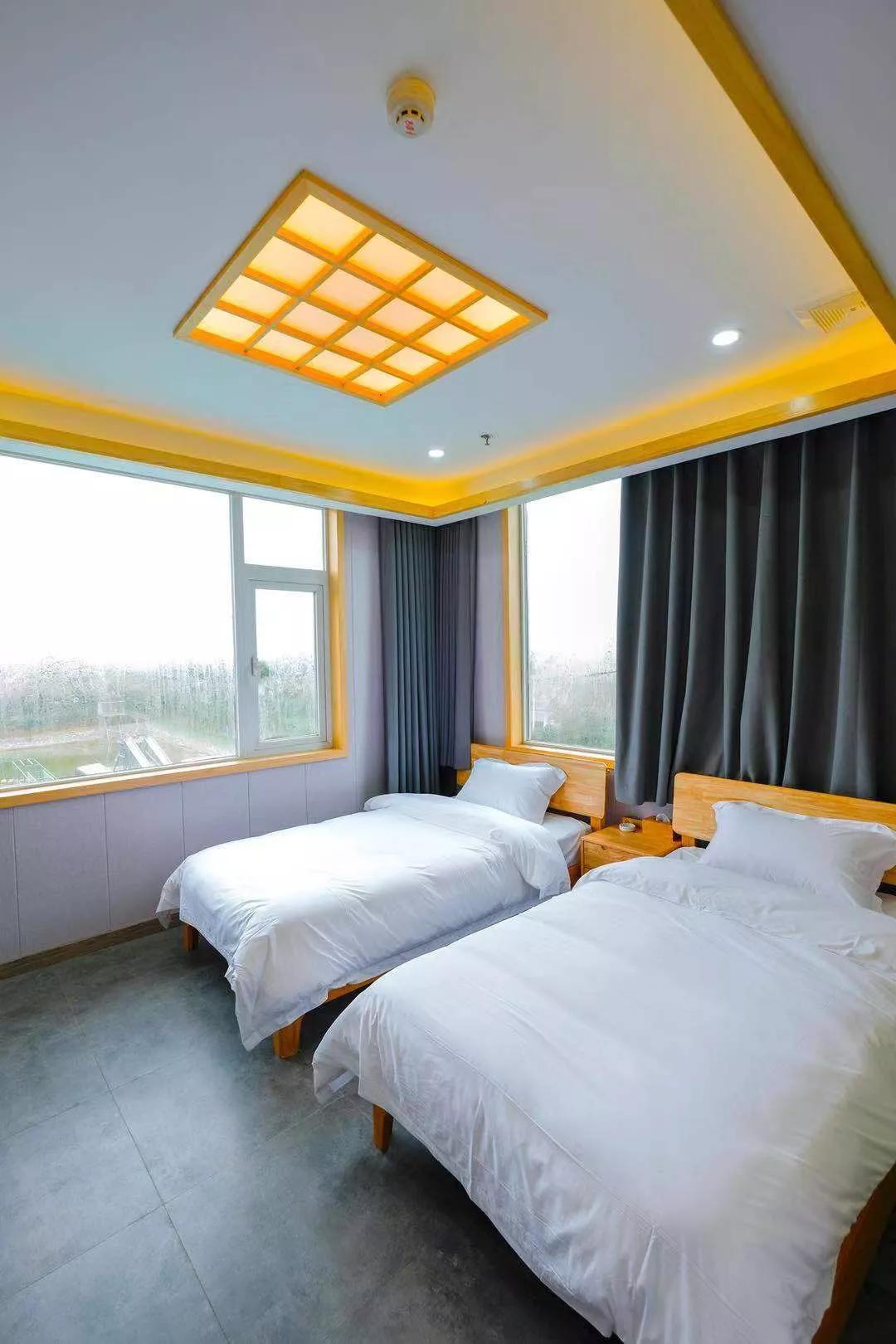 洛阳梦桃源2号会议厅,洛阳梦桃源度假村附近酒店