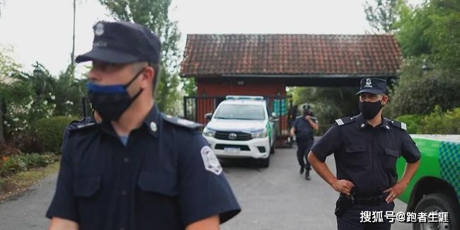 马拉多纳尸检表明其心脏受损严重,马拉多纳尸检结果为什么自然死亡