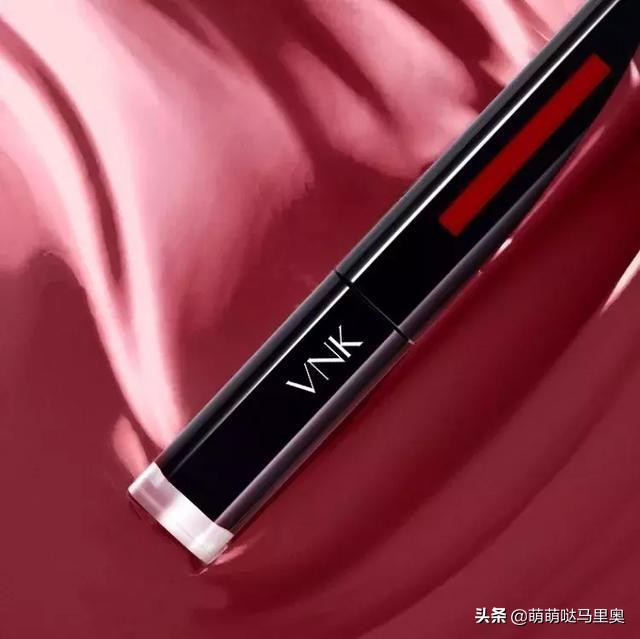 涂口红了就显得脸平,涂了口红是不是更有女人味