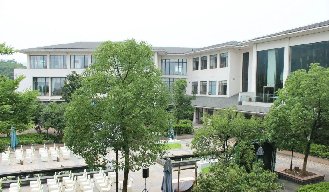 南京紫金山庄最新消息,南京紫金山庄全景