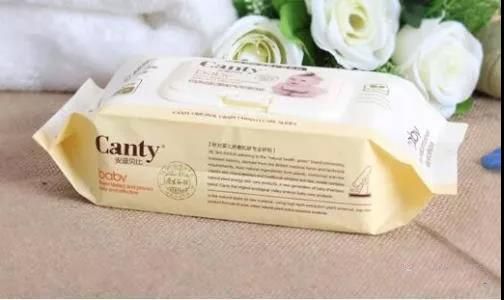 宝宝湿巾避免哪种成分,婴儿湿巾伤皮肤吗