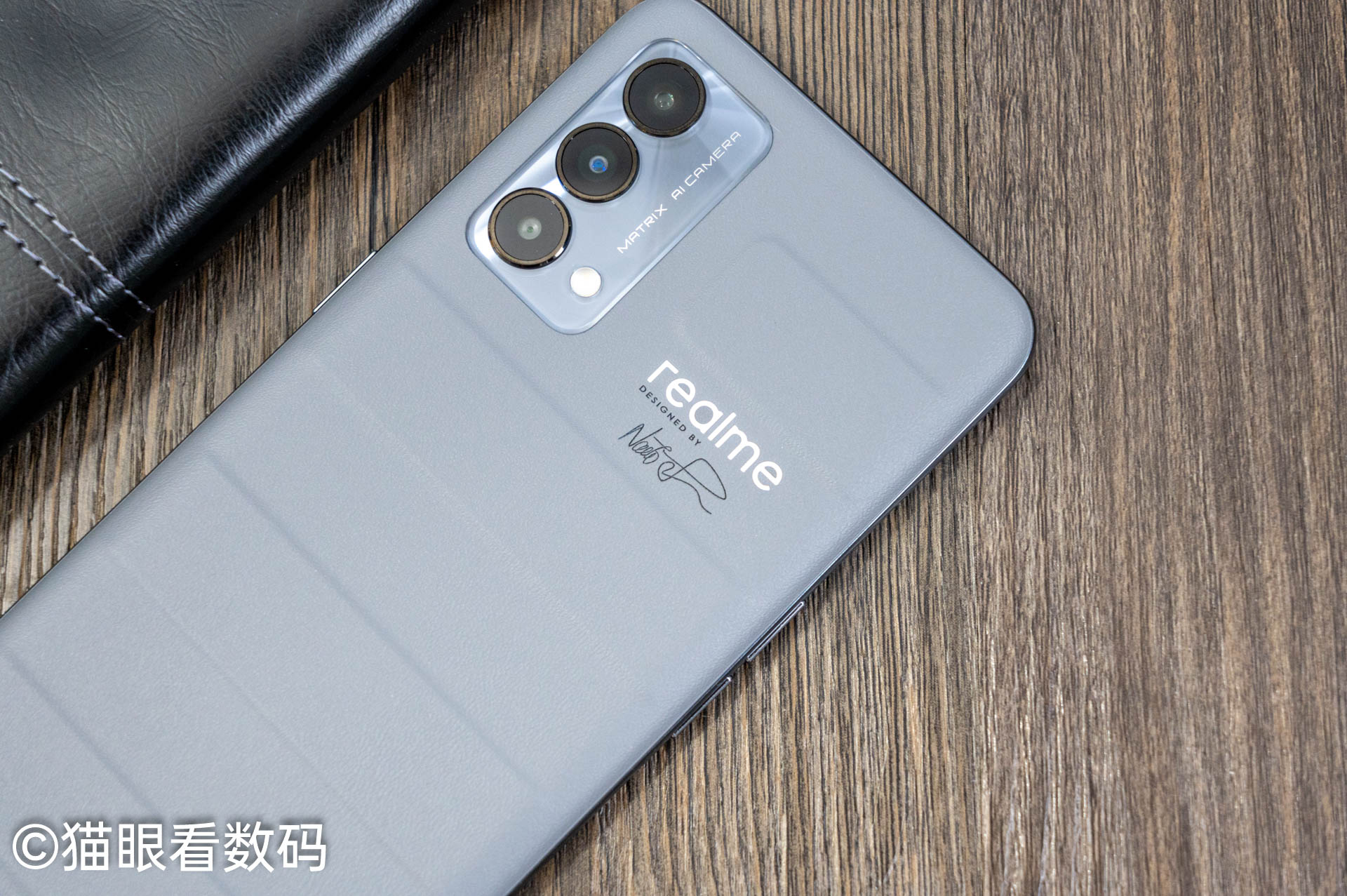 realme真我gt大师版屏幕总成,realme真我gt大师探索版配置参数