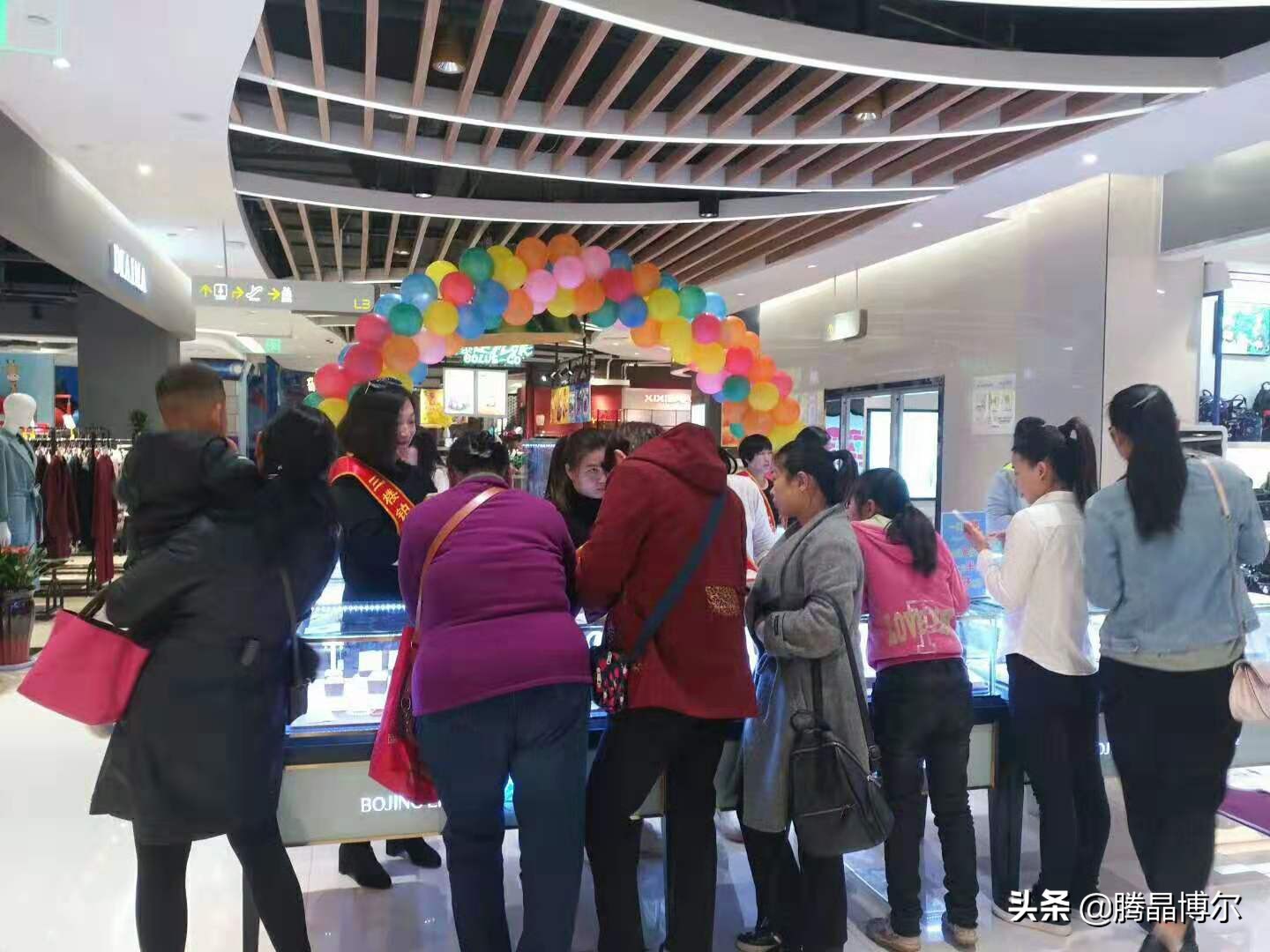 腾晶博尔‖天然水晶加盟店，店面怎么选址装修？