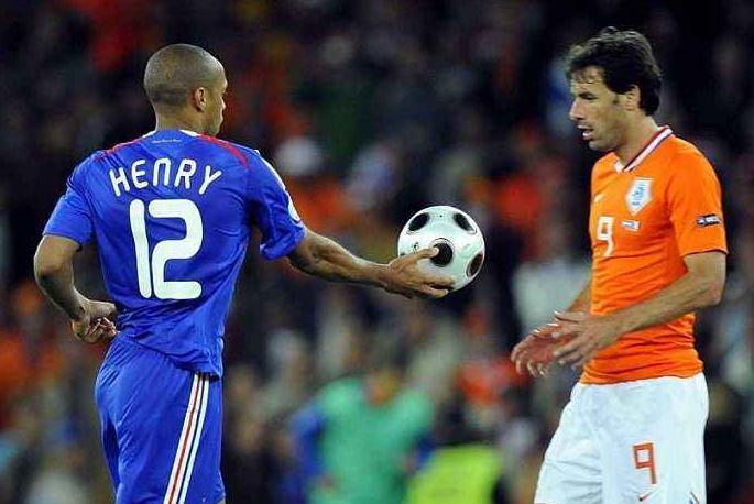 绝代双骄十大球星,盘点足坛五大绝代双骄