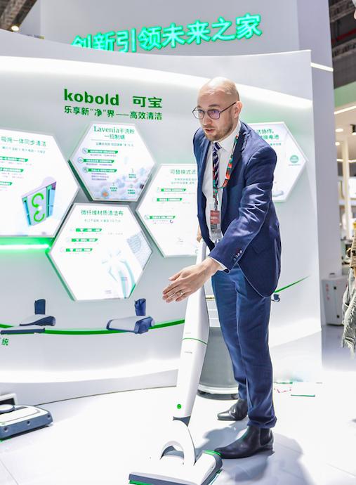 德国福维克可宝vb100,一站式高效清洁更轻松