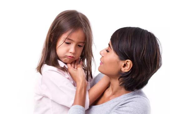 孩子一焦虑就咬指甲,小孩总咬指甲会不会截肢