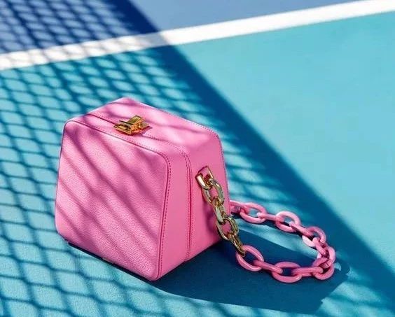 又上档次又不贵又小众的牌子包包,10个好看不贵的包包品牌