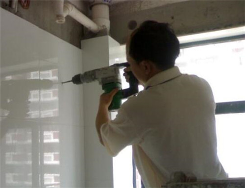 百特瓷砖和金巴利瓷砖哪个好,百特瓷砖属于什么档次