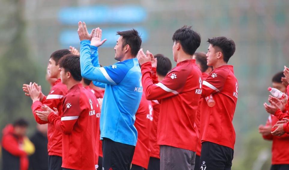 中国足球俱乐部负债原因,中国足球欠薪怎么解决