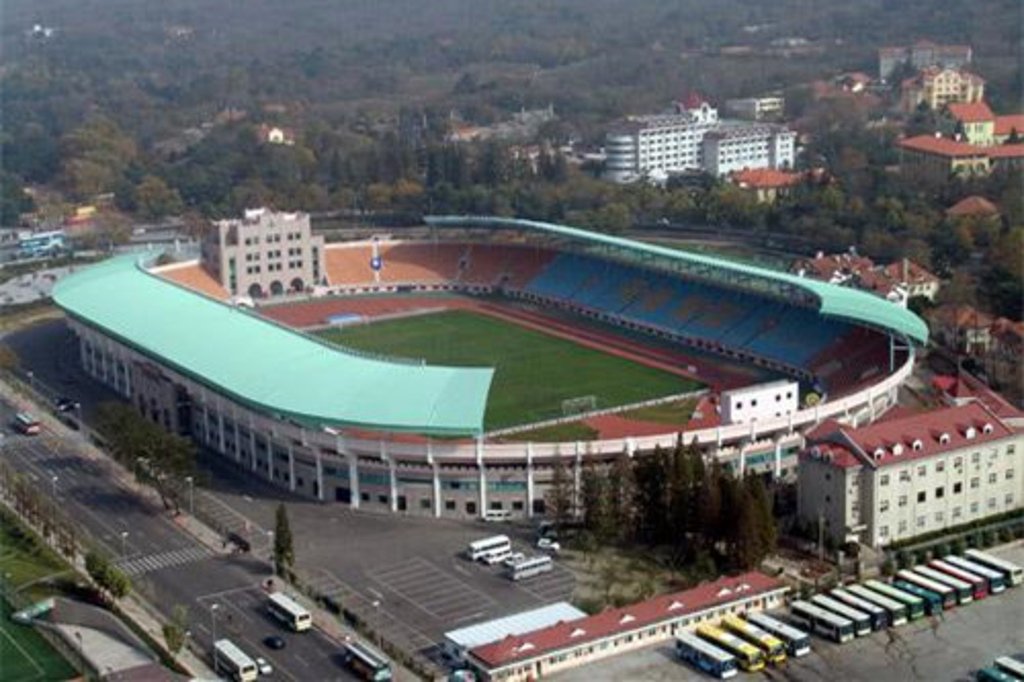 郑智英超夺冠视频,郑智中国足球赛前动态