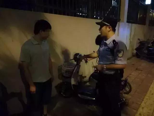 拘了！上班路上遇*狼色**袭胸，女孩这么做送他进拘留所！