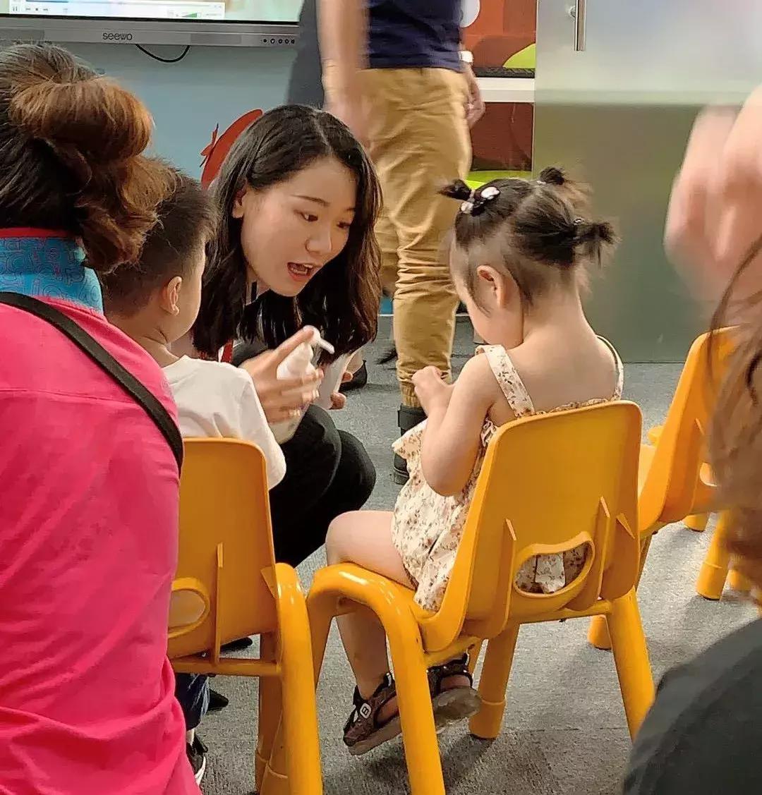 绿地606中心预售开启，实探全新升级的英孚外教试听课堂