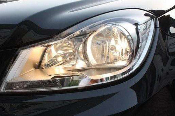 卤素灯效果差视频,卤素灯优点和缺点