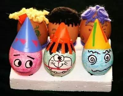 鸡蛋壳手工作品创意幼儿园,碎鸡蛋壳手工粘贴画动物图案