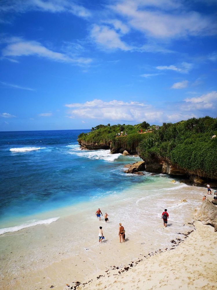 巴厘区蓝梦岛,蓝梦岛的海水超级美