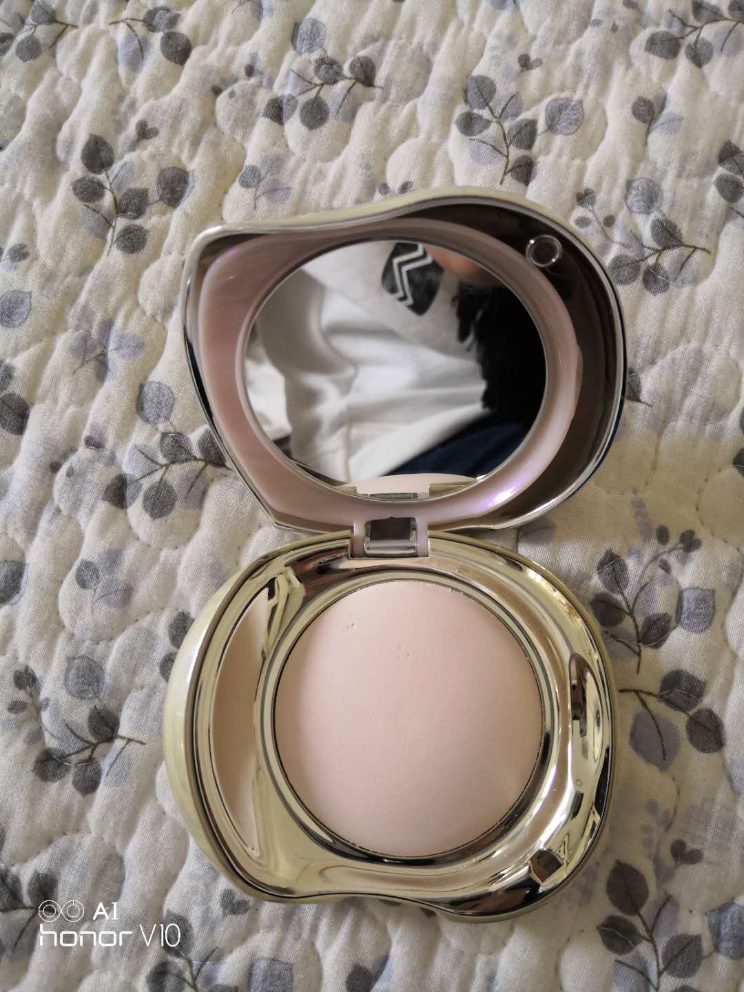 苏秘37度与后系列比较哪个好,苏秘好用还是雪花秀好用