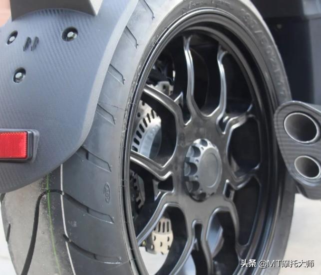 边三轮大地鹰王摩旅,大地鹰王的边三轮摩托车详细介绍