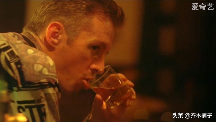 我们都曾迷失在成长的道路,迷失在重庆森林